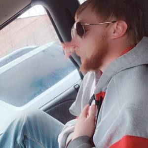 Meet your Posher, Caleb